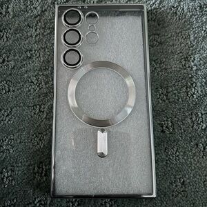 Magnetic Clear Phone Case - Silver